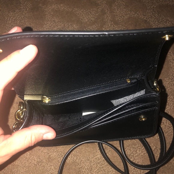 Crossbody - Picture 4 of 4